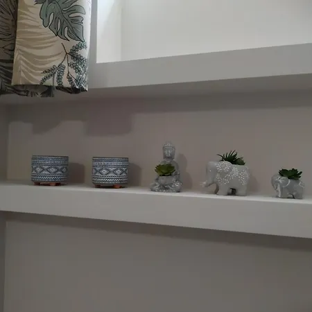 Christina's Garden House Apartment *