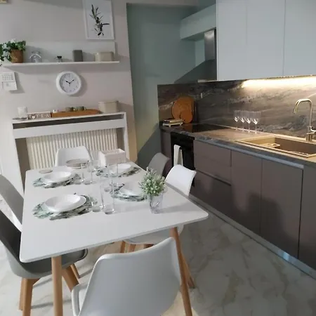 Christina's Garden House *