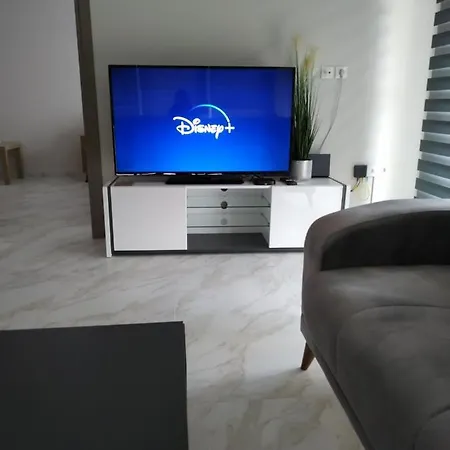 Christina's Garden House * Peraía