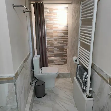 Christina's Garden House * Peraía