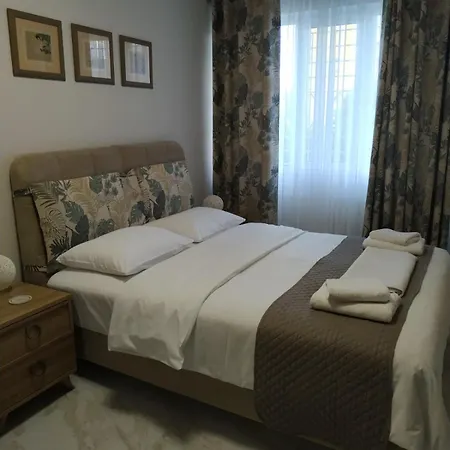 Christina's Garden House