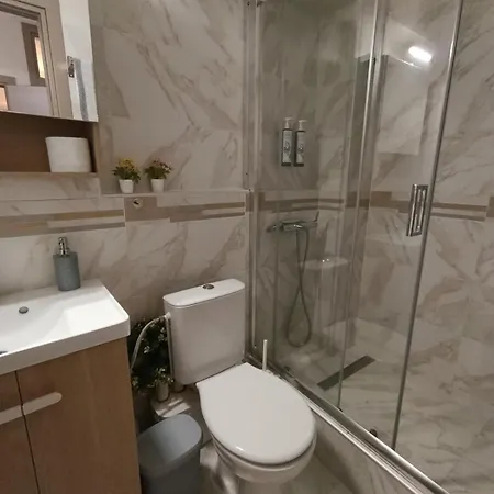 Christina's Garden House * Peraía