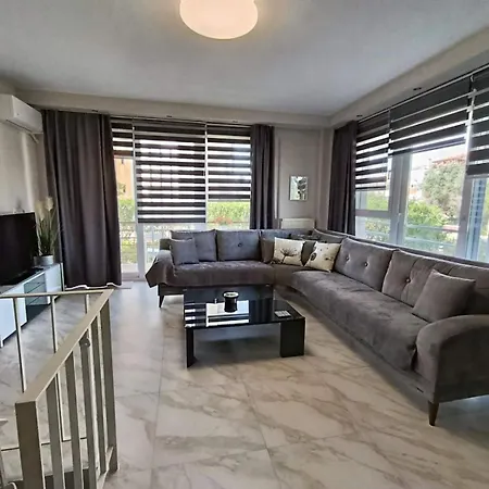 Christina's Garden House *