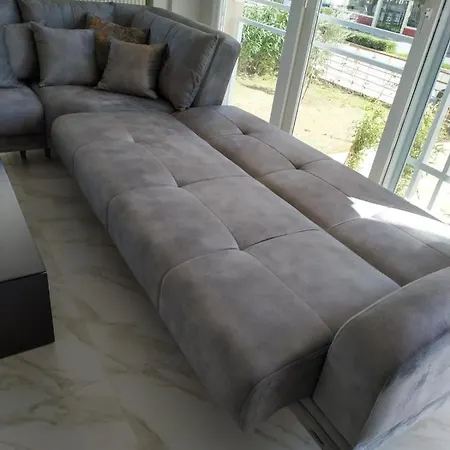 Christina's Garden House Peraía