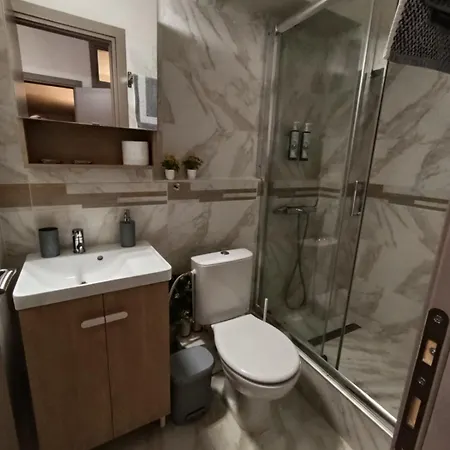 דירה Christina's Garden House *
